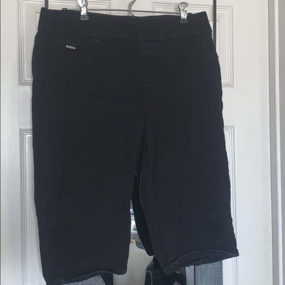 Nine West black shorts  SZ12